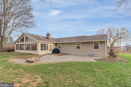 1270 Lisburn Rd, Navy Sup Dpt PA 17055-6710 exterior