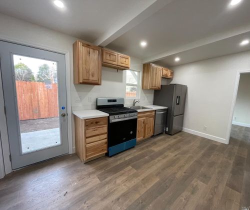 2431 Guerneville Rd, Santa Rosa CA  95403-4101 exterior