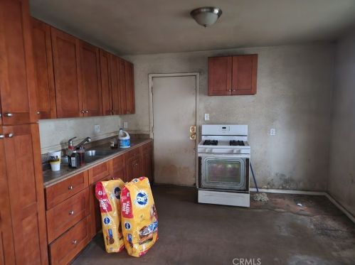 2934 Glenview Ave, San Bernardino, CA 92407-6644