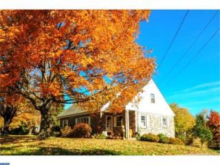 64 Congo Rd, Gilbertsville, PA 19525-9205