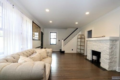 249 Goffle Rd, Ridgewood NJ  07450-4007 exterior