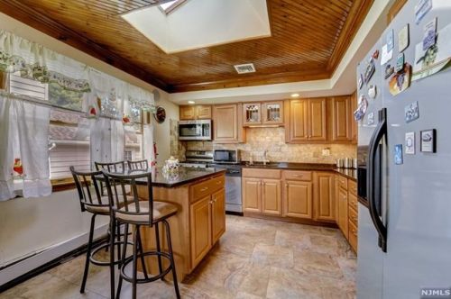 109 Lafayette Ave, Dumont NJ  07628-2107 exterior