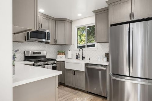 2485 Grandeur Ave, Altadena CA  91001-5548 exterior