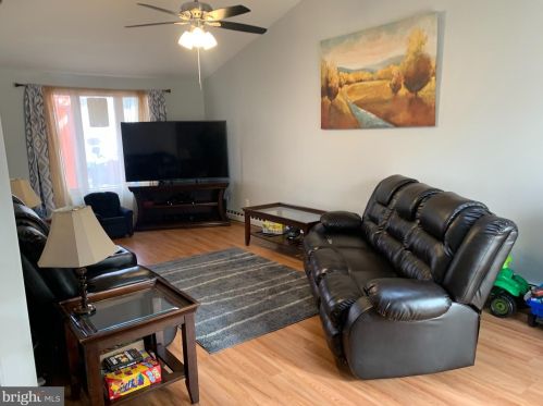 603 Dorset Dr, Yardley, PA 19067-7506