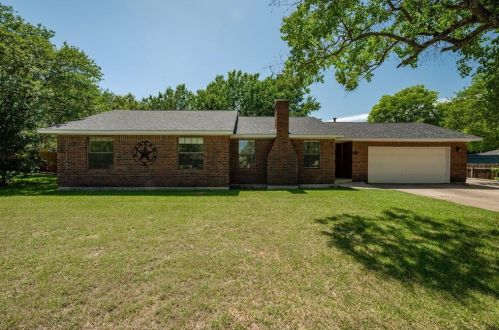 102 Arikara St, Creedmoor, TX 78610-9219