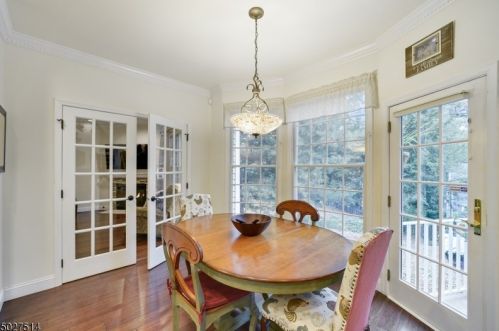 27 Twombly Ct, Morristown NJ  07960-5503 exterior