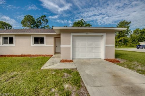 4549 30 St, Lehigh Acres FL 33973-6638 exterior