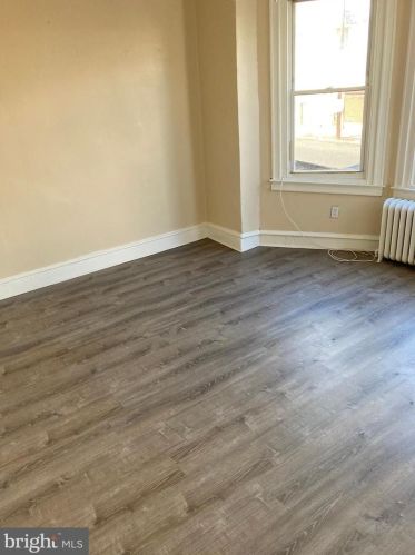 510 Chew Ave, Philadelphia PA  19120-2203 exterior