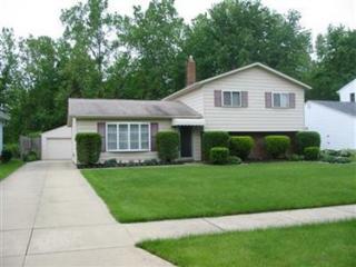 35750 Freed Dr, Willoughby, OH 44095-2320