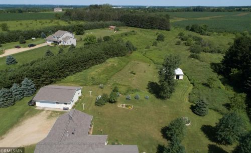 1748 30th Ave, Hammond WI  54015-5215 exterior