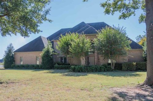 2923 Martinbrook Dr, Jonesboro, AR 72401-5923