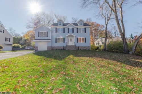 24 Shadow Ln, Berkeley Heights NJ  07922-1816 exterior