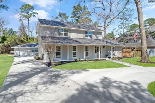 328 Shiloh Park, Conroe, TX 77302-3090