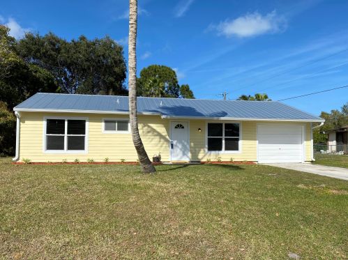 674 23rd Pl, Vero Beach FL  32962-8116 exterior