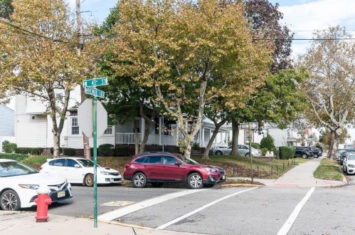 927 Avenue C, Bayonne NJ  07002-2439 exterior