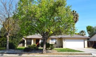 232 Somerset Dr, Lemoore, CA 93245-4360