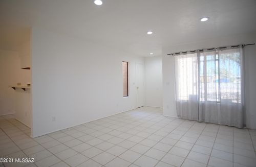 2533 Richey Blvd, Tucson AZ  85716-2512 exterior