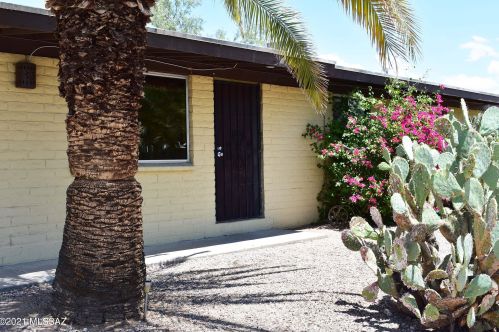 7685 Jensen Dr, Tucson, AZ 85741-1761