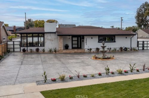 3841 Pacific Ave, Long Beach CA  90807-3227 exterior