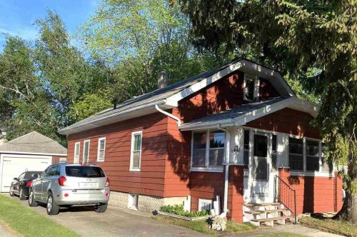 441 Hickory St, Fond Du Lac, WI 54935-4834