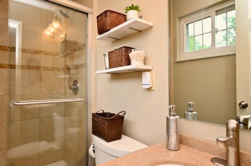 3508 Misty Creek Dr, Covington KY  41018-2627 exterior