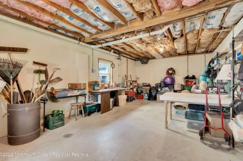 50 Ocean Ave, Monmouth Hills NJ  07732-1410 exterior