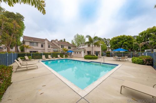 13529 Jadestone Way, San Diego CA  92130-2828 exterior