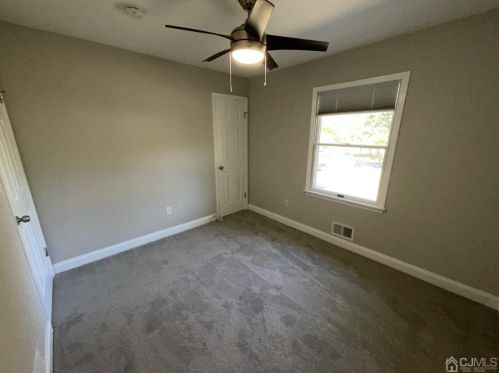6 Ericson Ave, Helmetta NJ  08828-1107 exterior