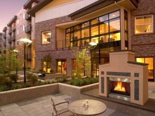 1205 10th Pl, Seattle WA  98057-5631 exterior