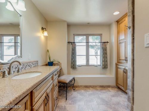 2114 Fallen Leaf Dr, Santa Maria CA  93455-5733 exterior