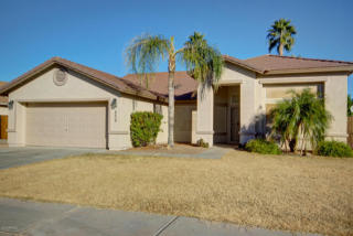 230 Betsy Ct, Gilbert, AZ 85296-4079