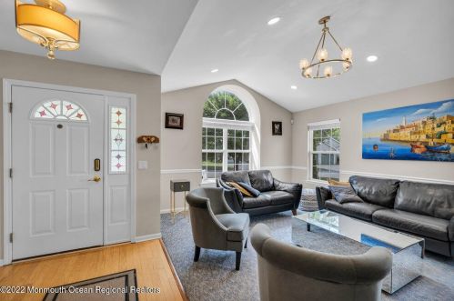 26 Casco Ct, Lakewood NJ  08701-5779 exterior