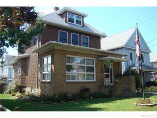 705 Terrace Blvd, Cheektowaga, NY 14043-3751