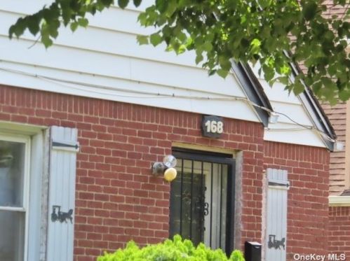 168 Fairview Blvd, Hempstead, NY 11550-2904