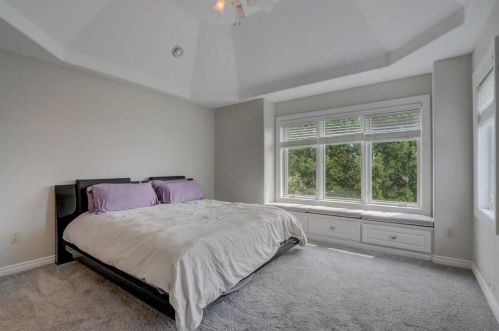 917 Evergreen Cir, Chenequa WI  53029-8636 exterior