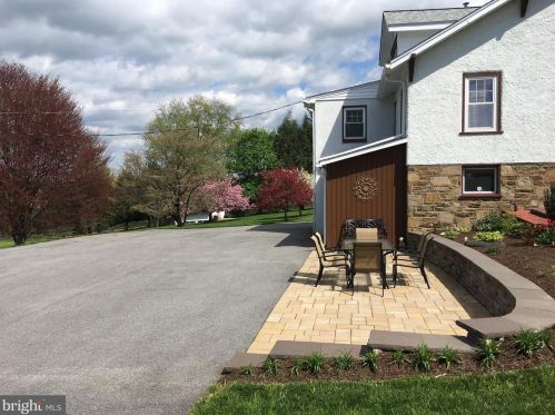 123 Old Kennett Rd, Kennett Sq PA  19348-2631 exterior