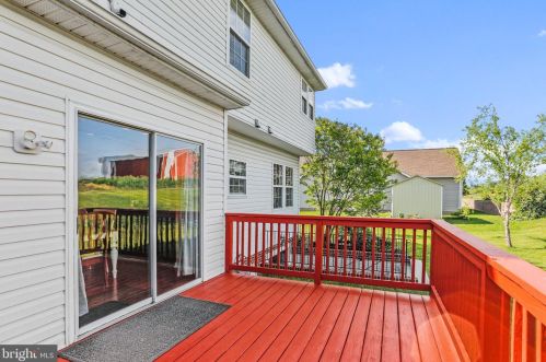 10099 Lindale Ave, Upton PA  17225-8373 exterior