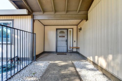 2420 Berrywood Dr, Rancho Cordova CA  95670-5204 exterior