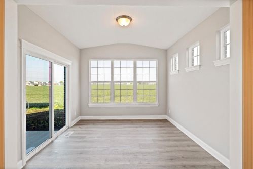 10188 Sentry Dr, Dyer IN  46373 exterior