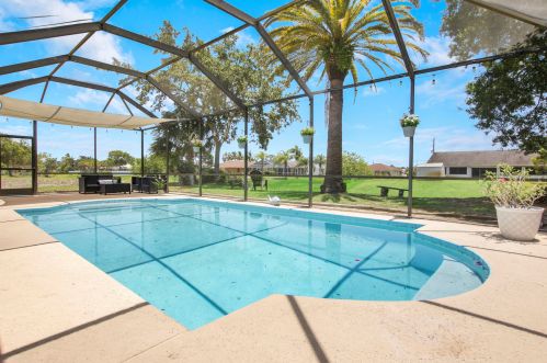 2567 Chestnut Ln, Fort Pierce, FL 34953-2993