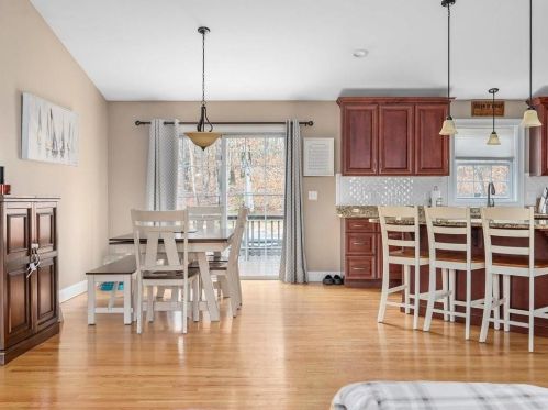 30 Excalibur Dr, Richmond RI  02892-1187 exterior