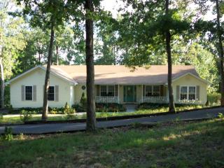 793 Logan Ln, Leitchfield, KY 42754-9030
