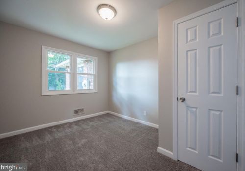 3873 Evelyn Dr, Wilmington DE  19808-4644 exterior