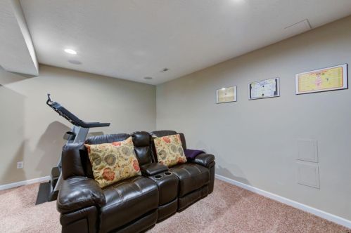 4826 Lakeview Ct, South Lebanon OH  45065-1458 exterior