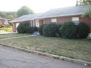 944 Carson St, Hazle Township, PA 18201-1950