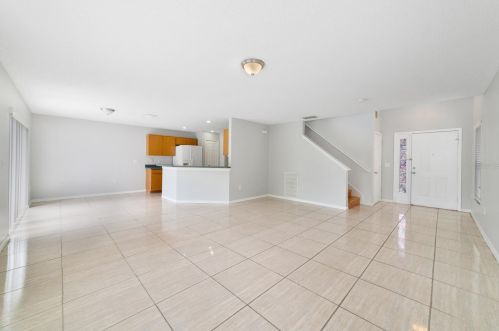 251 Southbridge Cir, Kissimmee, FL 34744-8458