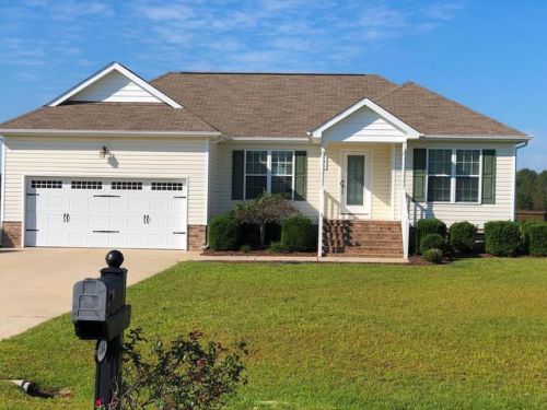 404 Wingspread Dr, Goldsboro, NC 27530-9624
