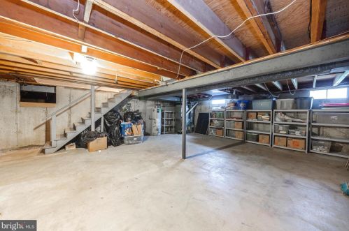 716 Carter Hill Dr, West Deptford NJ  08066-1903 exterior