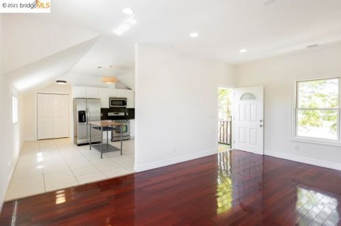 1790 Goss St, Oakland CA 94607-1165 exterior