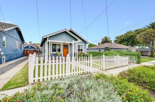 1416 Termino Ave, Long Beach, CA 90804-3011